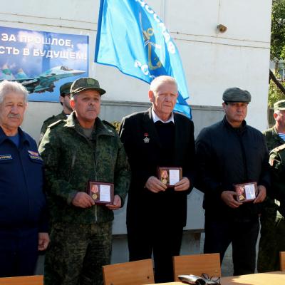 Воины-интернационалисты Кизилюрта приняли участие на мероприятии ко Дню призывника